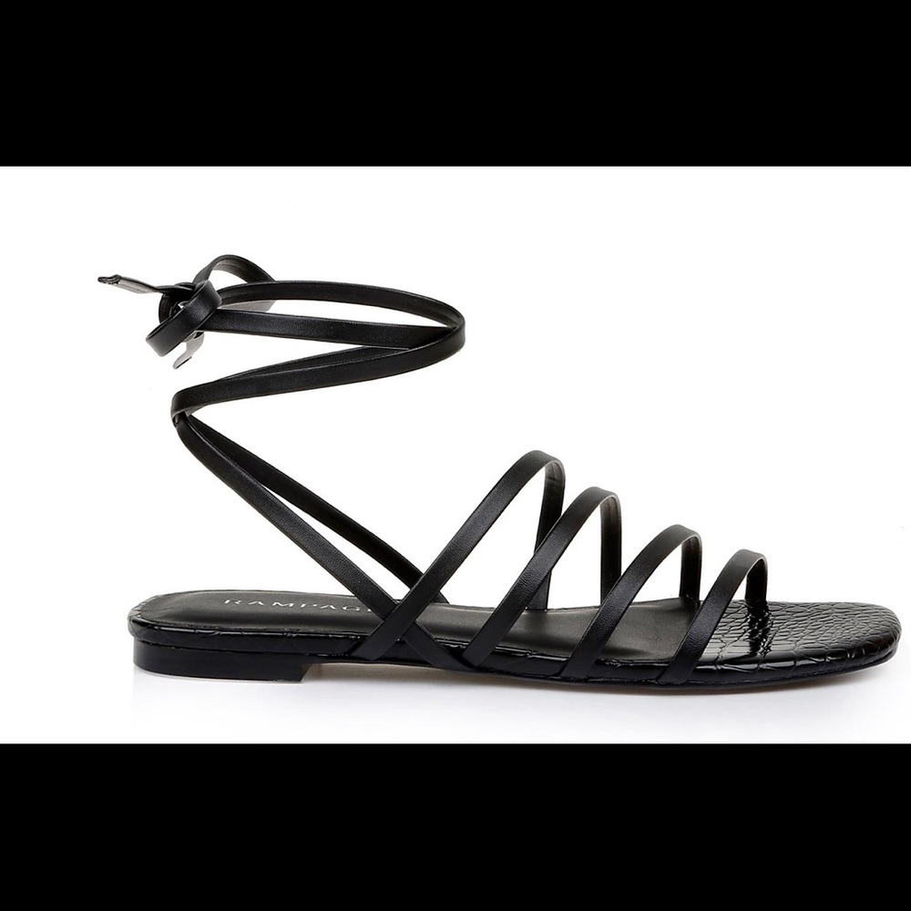 BRAND NEW Sandals 🩴 - Picture 2 of 9